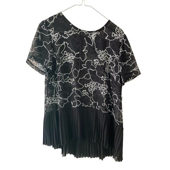 Kensie Blouse Top Women's SZ M Black Geometric Short Sleeve Round Neck Polyester - Picture 1 of 7